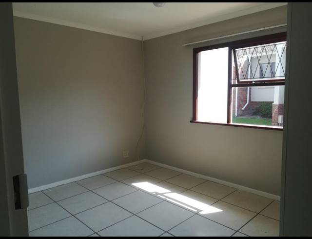 3 BEDROOM TOWNHOUSE RENTED IN HUMEWOOD